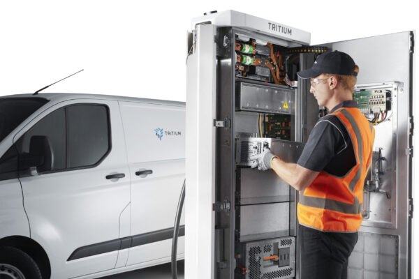 2021-services-service-van-003